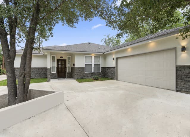 4-bedroom rental at 5338 Howard St in San Antonio, TX — photo 4