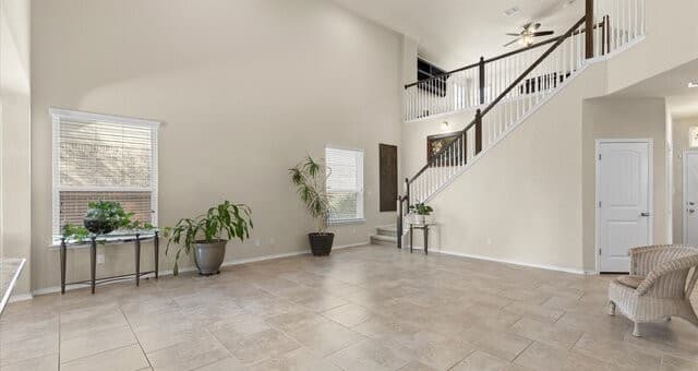 3-bedroom rental at 10437 Shadowy Dusk in Schertz, TX — photo 4