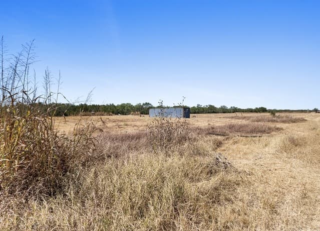 rental at 2415 Fm 1518 in St Hedwig, TX — photo 5
