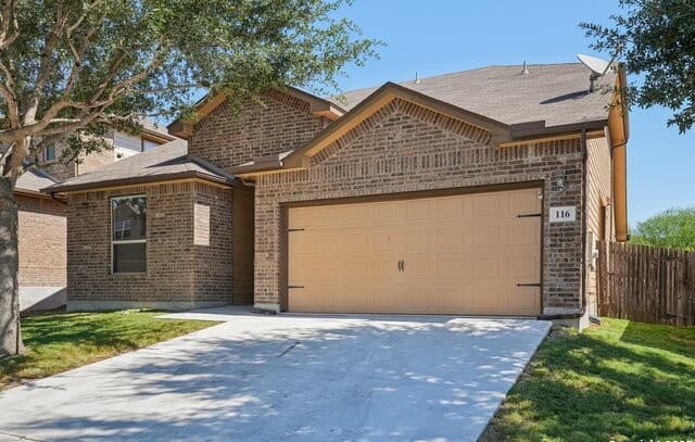 Home for sale at 116 Grand Vista in Cibolo, TX — photo 2
