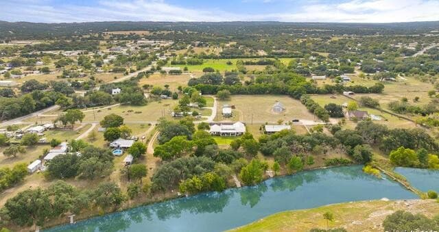 6-bedroom rental at 1313 Democrat in Blanco, TX — photo 2