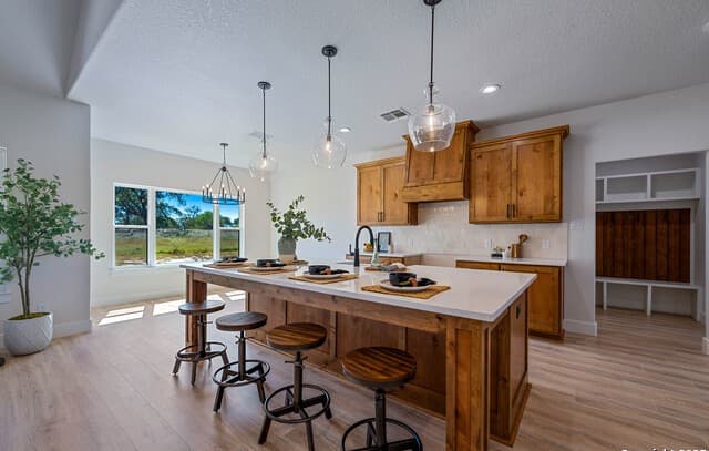 4-bedroom rental at 156 Firewheel Loop in Floresville, TX — photo 3