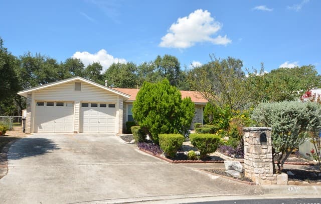 3-bedroom rental at 4839 Wesleyan in San Antonio, TX — photo 1