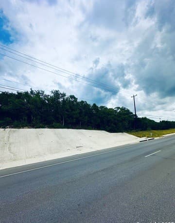 rental at UNIT 12 Block 7 track 4,5,6 in San Antonio, TX — photo 4