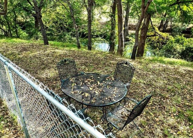 3-bedroom rental at 914 Gentilz St in Castroville, TX — photo 2