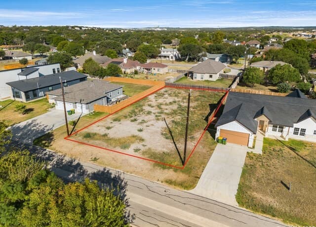 rental at 766 Utopia Blvd in Selma, TX — photo 2