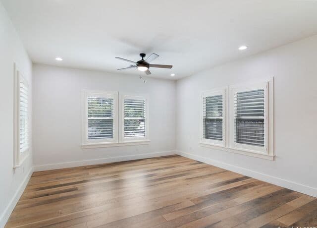 3-bedroom rental at 737 E Magnolia Avenue in San Antonio, TX — photo 4