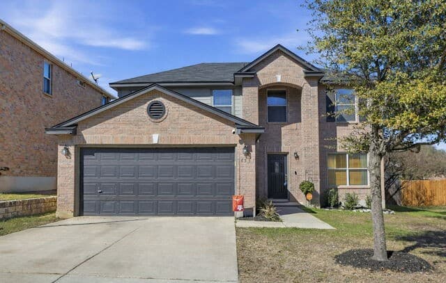 4-bedroom rental at 4551 Summer Fall in San Antonio, TX — photo 1