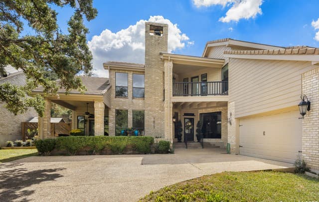 3-bedroom rental at 7822 Timber Top in Fair Oaks Ranch, TX — photo 2