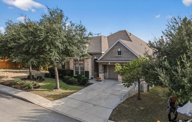 4-bedroom rental at 23330 Bison Cyn in San Antonio, TX — photo 4