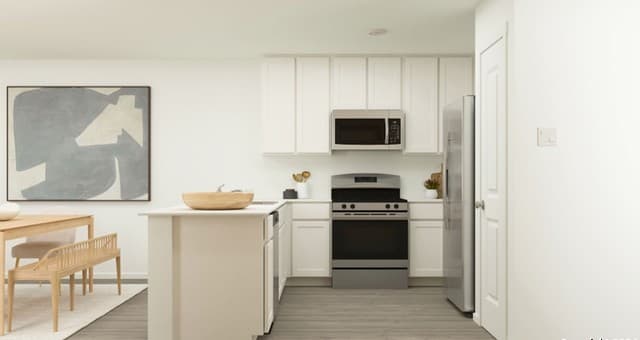 4-bedroom rental at 6014 Skipping Way in Von Ormy, TX — photo 4