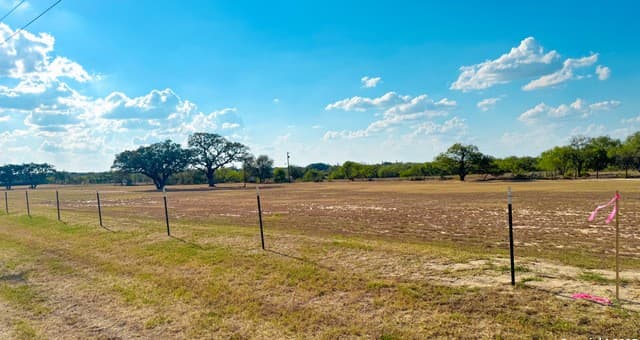 rental at TBD,LOT 11 Priest Rd in Elmendorf, TX — photo 2