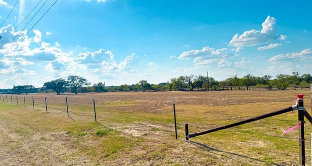 rental at TBD,LOT 12 Priest Rd in Elmendorf, TX — photo 2