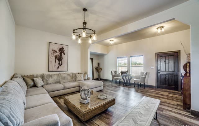 3-bedroom rental at 160 County Road 6860 in Natalia, TX — photo 1