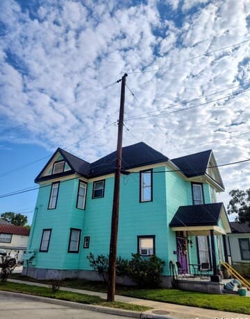 rental at 1901 Interstate 35 in San Antonio, TX — photo 4