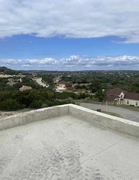 rental at 8410 San Fidel in San Antonio, TX — photo 1