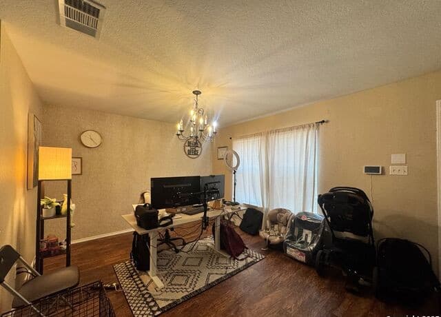 3-bedroom rental at 6658 Eastern Clouds in Converse, TX — photo 5
