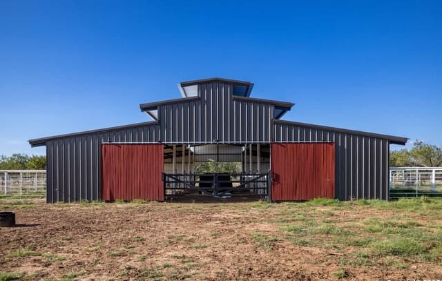 Home for sale at 444 County Road 748 in Yancey, TX — photo 5