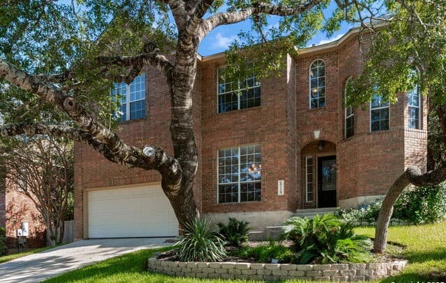 3-bedroom rental at 6718 Grove Creek Dr in San Antonio, TX — photo 1