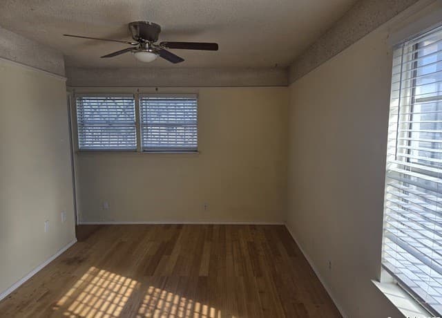 3-bedroom rental at 7518 Westshire in San Antonio, TX — photo 3