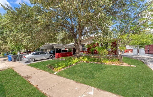 3-bedroom rental at 4414 Hall Park in San Antonio, TX — photo 5