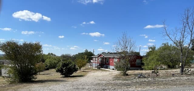 Home for sale at 538 County Road 4510 in Hondo, TX — photo 1
