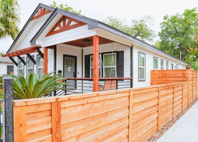 3-bedroom rental at 315 Muegge in San Antonio, TX — photo 5