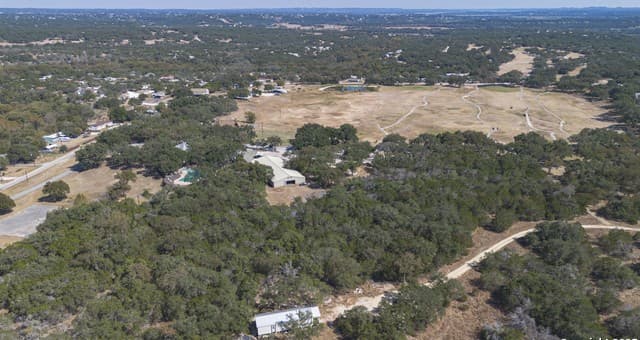 rental at 154 Fore in Spring Branch, TX — photo 3