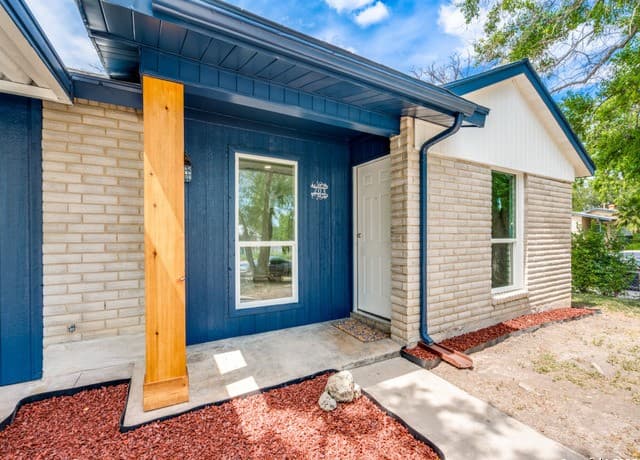 4-bedroom rental at 203 Lynhaven in San Antonio, TX — photo 2