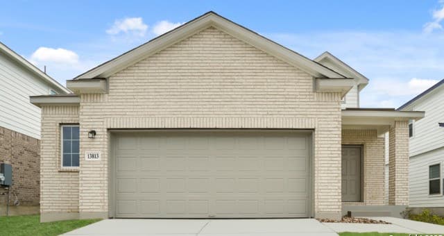 4-bedroom rental at 13813 Pinkston in San Antonio, TX — photo 1