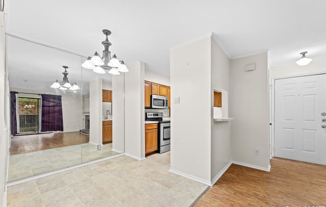 1-bedroom rental at 4212 Medical Dr Unit 413 in San Antonio, TX — photo 5