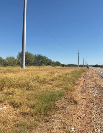 rental at 3510 Fm 468 in Cotulla, TX — photo 5