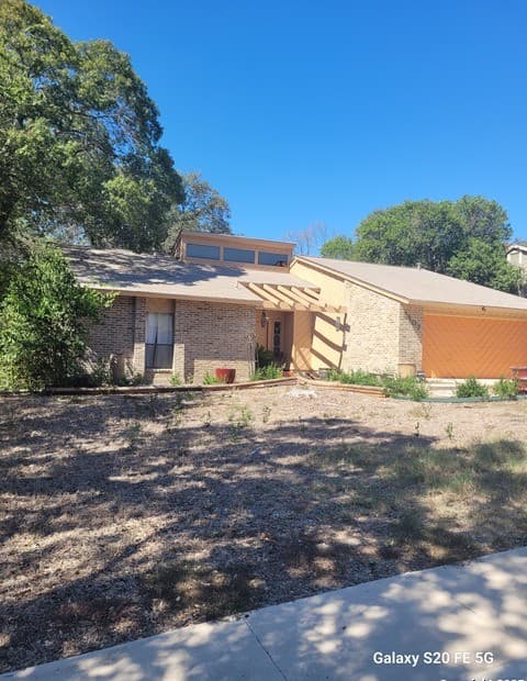 3-bedroom rental at 3507 Green Spring in San Antonio, TX — photo 3