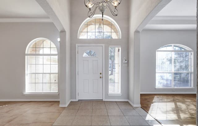 Home for sale at 1711 Winding View in San Antonio, TX — photo 2