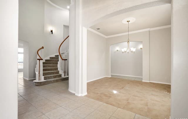 Home for sale at 1711 Winding View in San Antonio, TX — photo 5