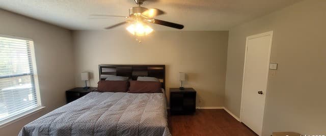 3-bedroom rental at 7006 Raintree in San Antonio, TX — photo 4