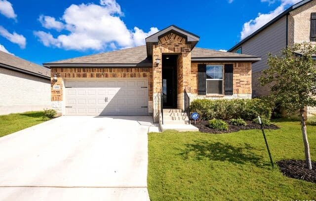 4-bedroom rental at 11551 Sagebooke Run in San Antonio, TX — photo 3