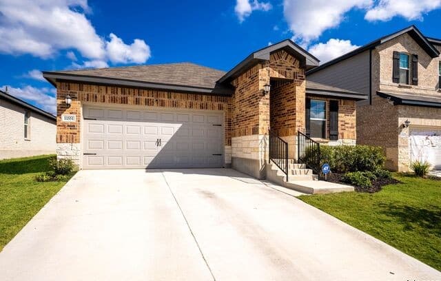 4-bedroom rental at 11551 Sagebooke Run in San Antonio, TX — photo 5