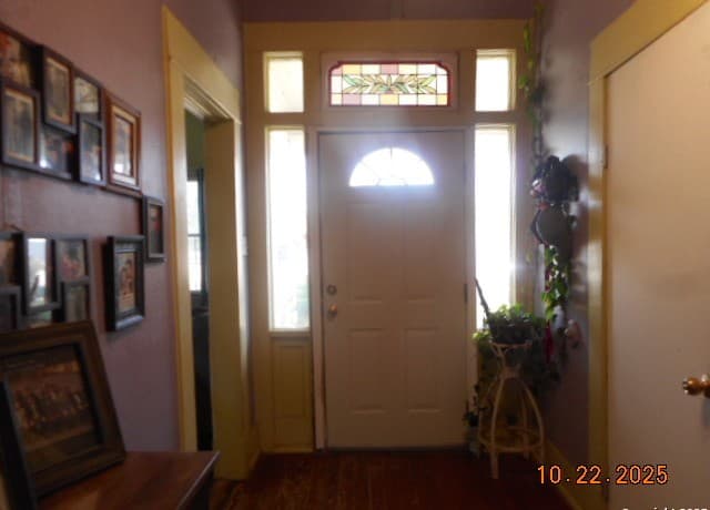 3-bedroom rental at 1212 Magnolia in Jourdanton, TX — photo 5