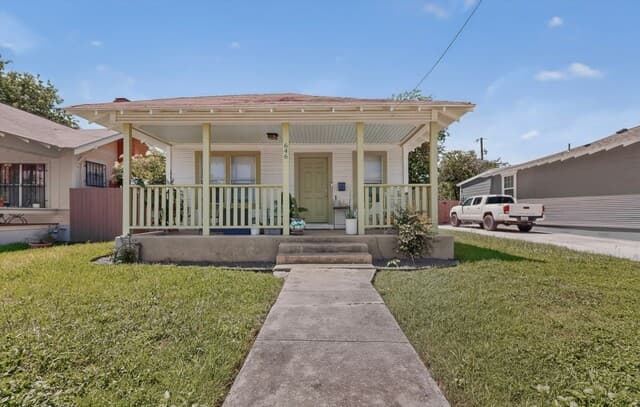 Home for sale at 646 Canton in San Antonio, TX — photo 3
