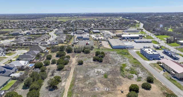 rental at 15211 Bell Ln in Selma, TX — photo 3