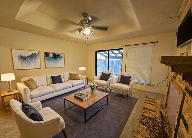 3-bedroom rental at 5723 Larkdale in San Antonio, TX — photo 1