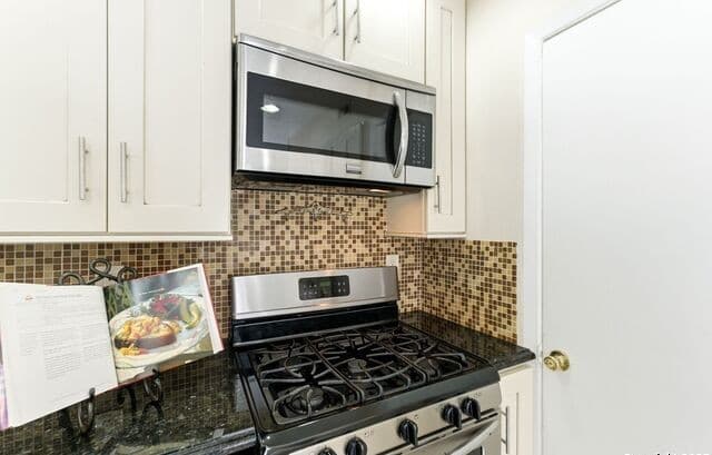 2-bedroom rental at 8038 Broadway St Unit 118K in San Antonio, TX — photo 5
