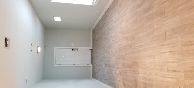 rental at 814 W Magnolia in San Antonio, TX — photo 4