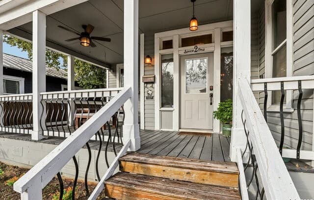 3-bedroom rental at 721 Saint James in San Antonio, TX — photo 3