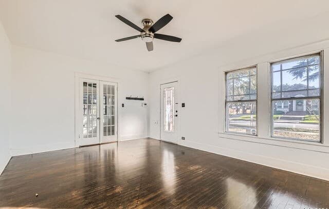 Home for sale at 1611 Mckinley Ave in San Antonio, TX — photo 4