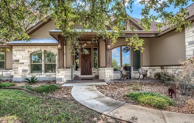 4-bedroom rental at 144 Woodlands Dr in La Vernia, TX — photo 1