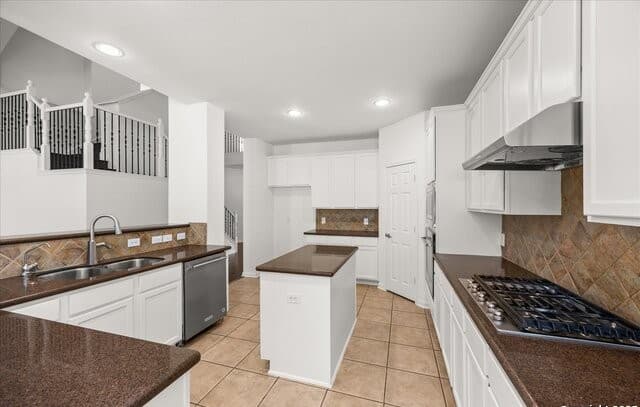 5-bedroom rental at 25439 Bunker Dr in San Antonio, TX — photo 5