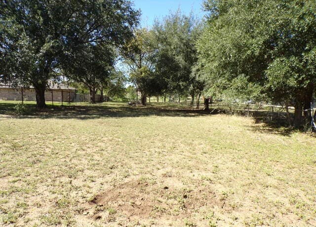 rental at 11957 Kearney Rd in Atascosa, TX — photo 5