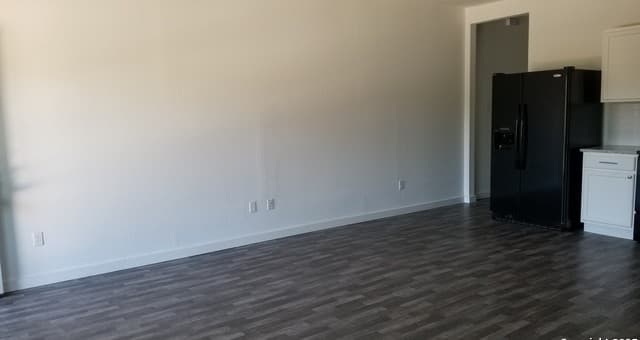 rental at 1063 Sleepy Hollow in Spring Branch, TX — photo 5